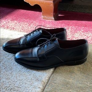Allen Edmonds sagamore size 8.5